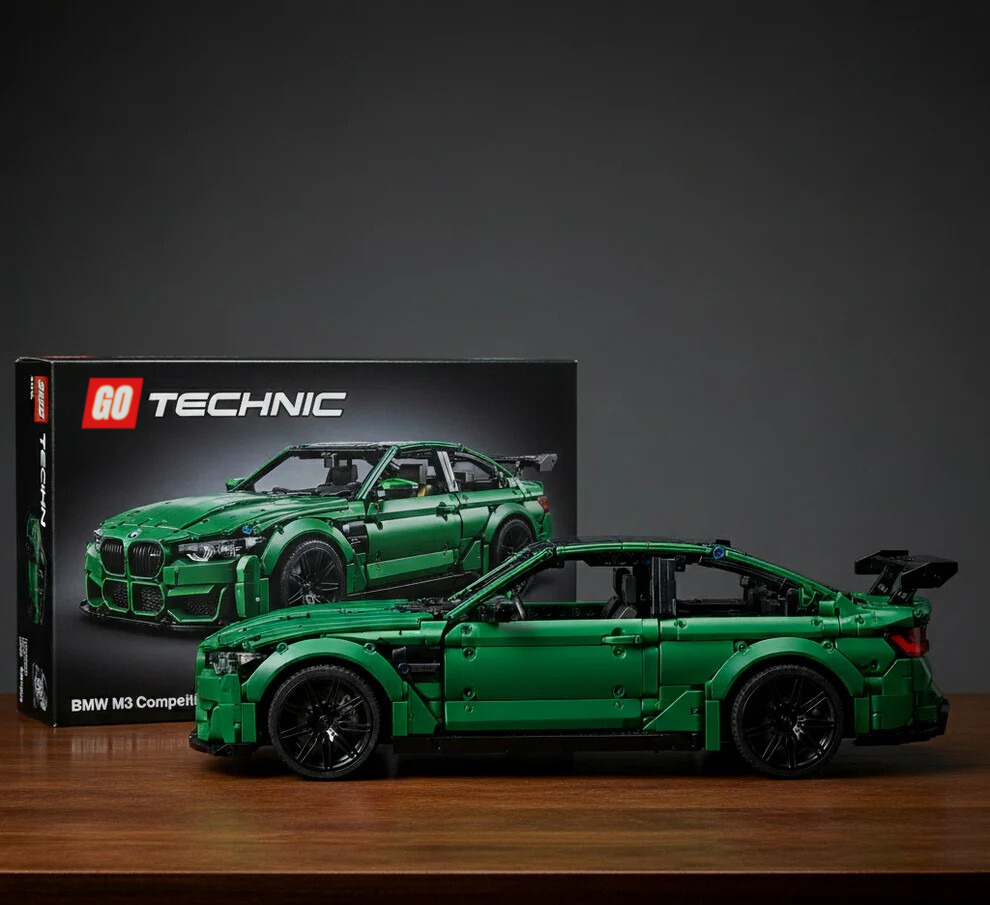 BMW M3 Competition  (3,658 Pcs)