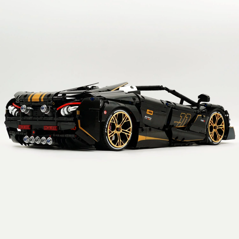 Model 720S Model (3,658 Pieces)
