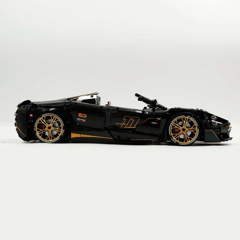 Model 720S Model (3,658 Pieces)